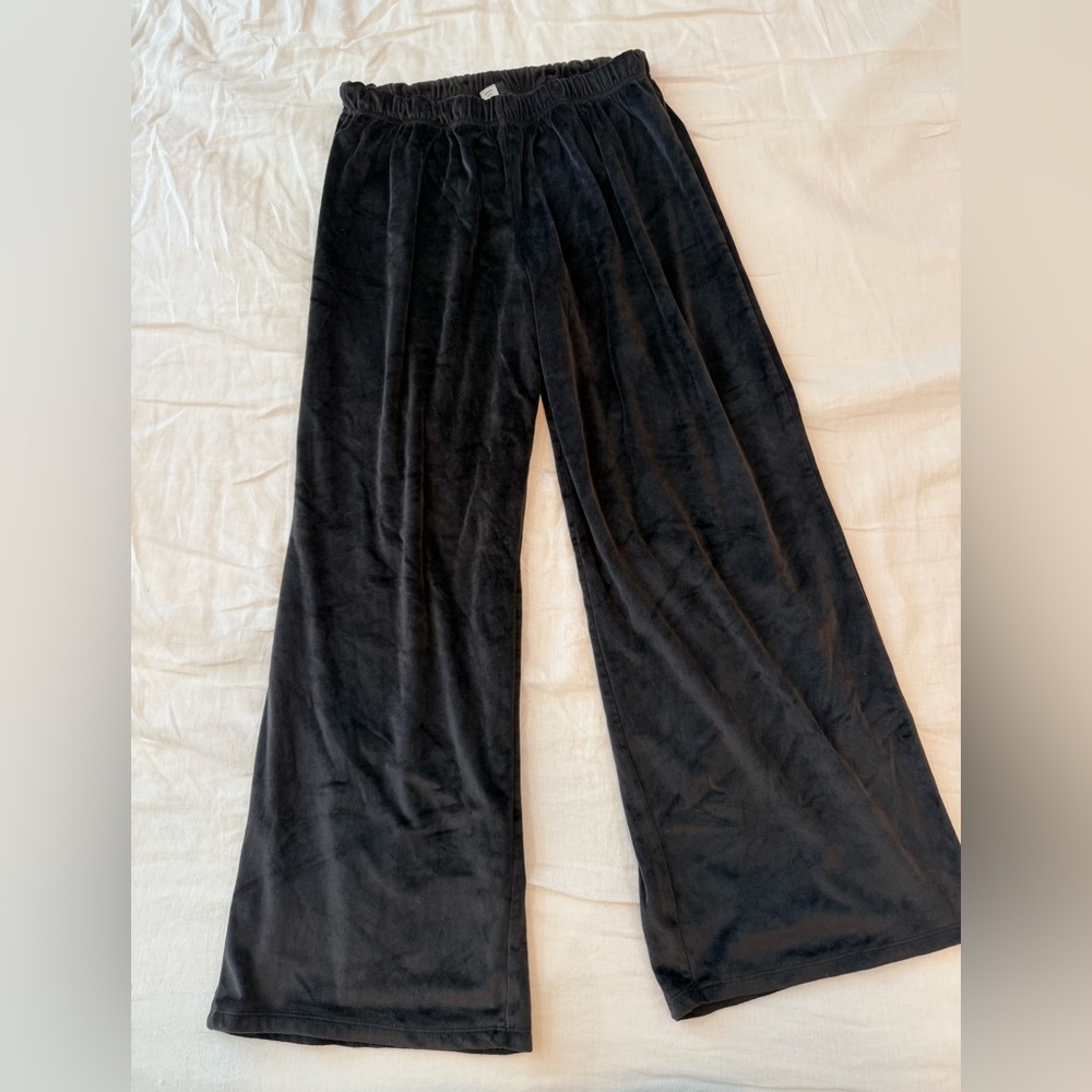 Black velour pajama Set